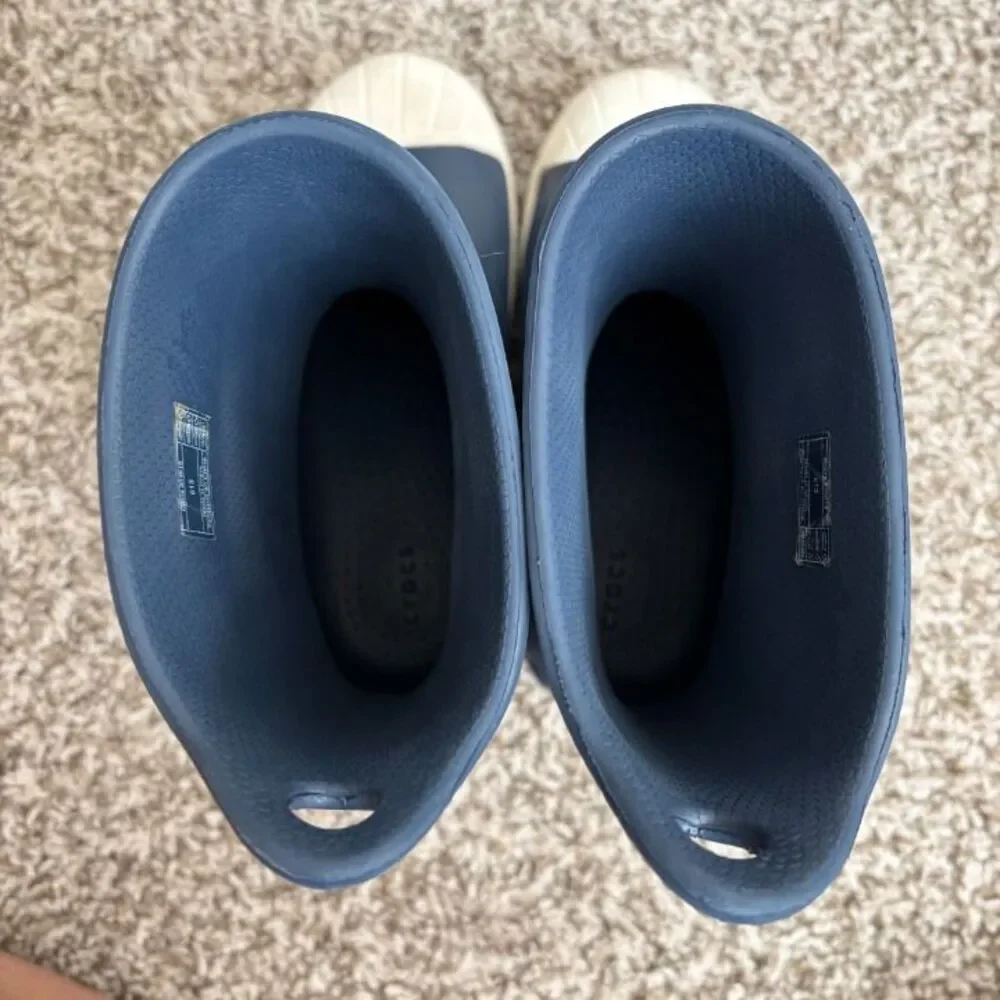 Size 13 / Boys Crocs Rain Boots